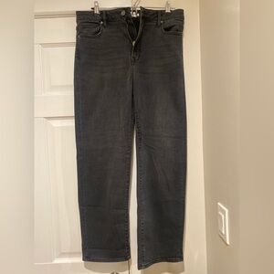 Hidden Tracey Cropped Straight Jean in black